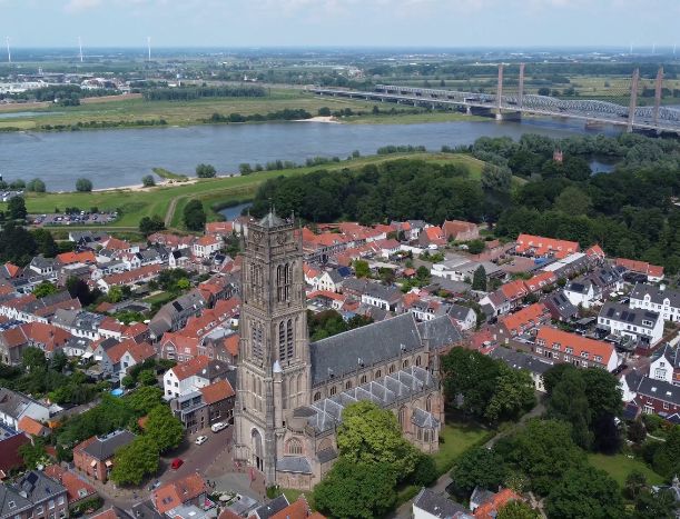 laadpaal aanvragen gemeente zaltbommel